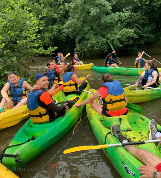 Canoë-kayak et paddle géant